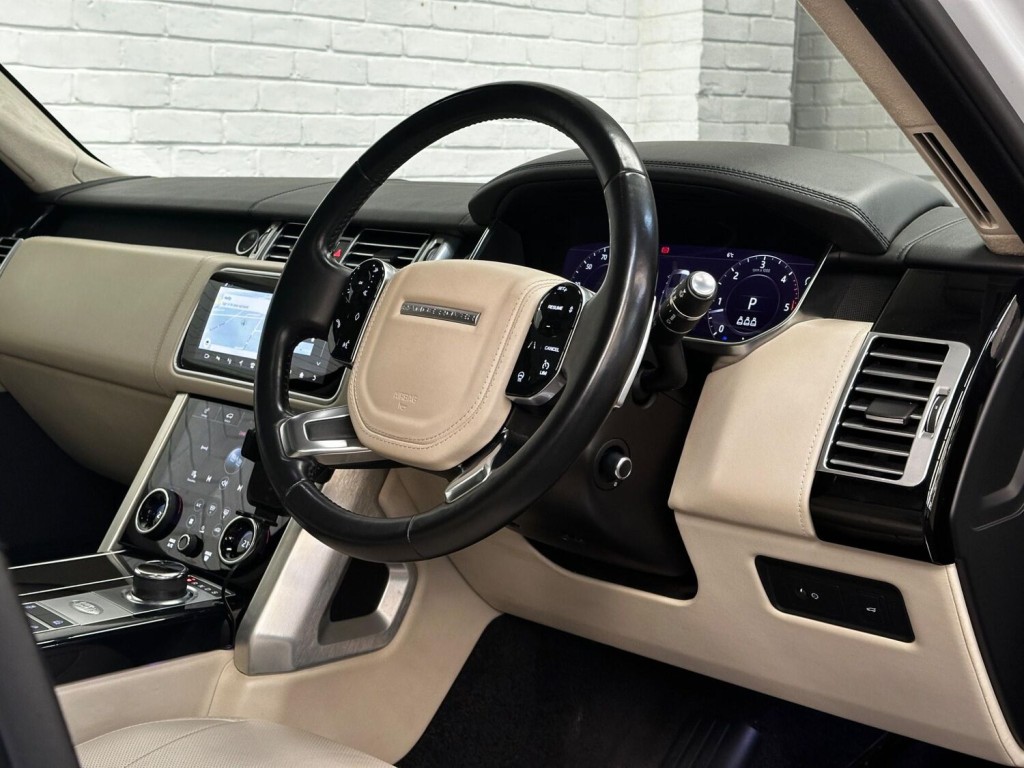 LAND ROVER RANGE ROVER