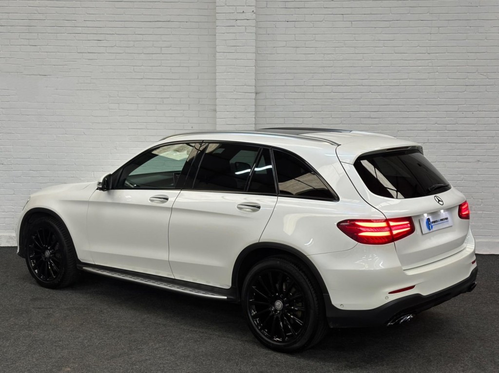 MERCEDES-BENZ GLC