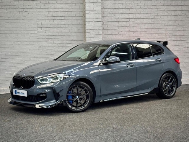 BMW 1 SERIES
