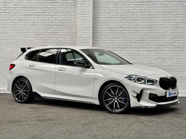 BMW 1 SERIES