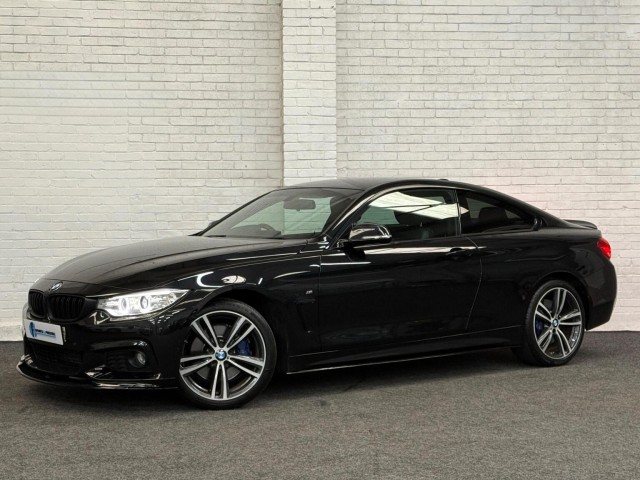 BMW 4 SERIES