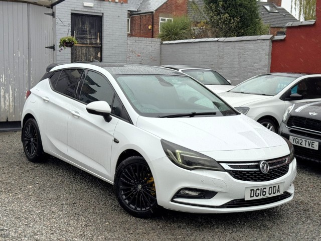 VAUXHALL ASTRA