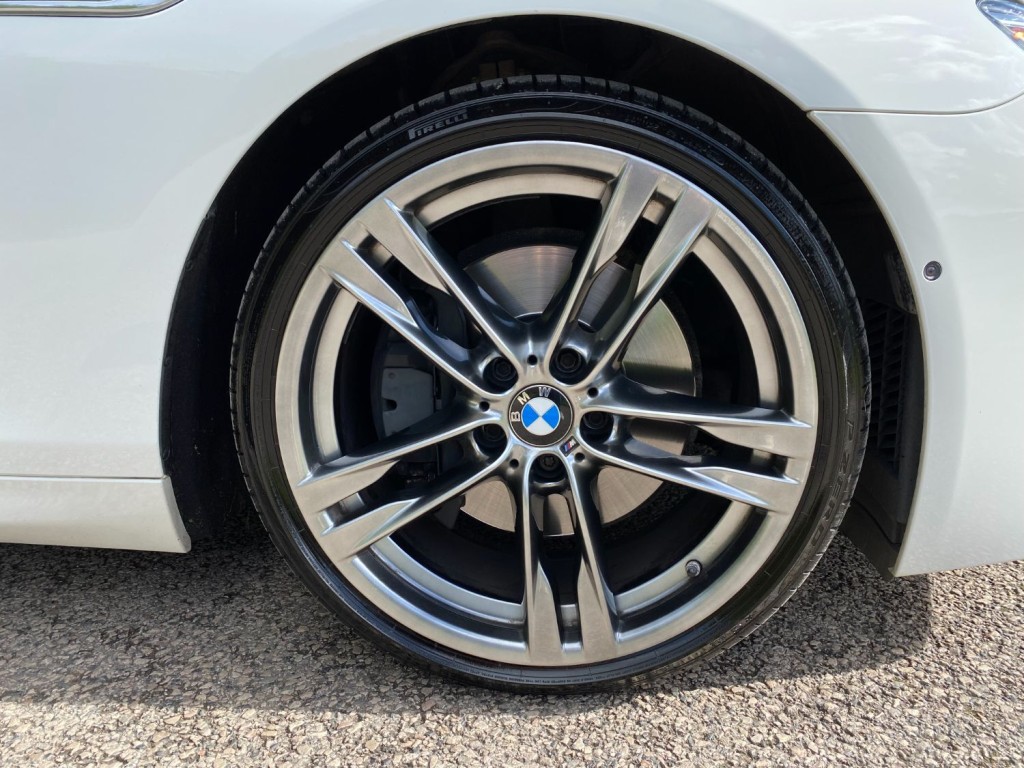 BMW 6 SERIES
