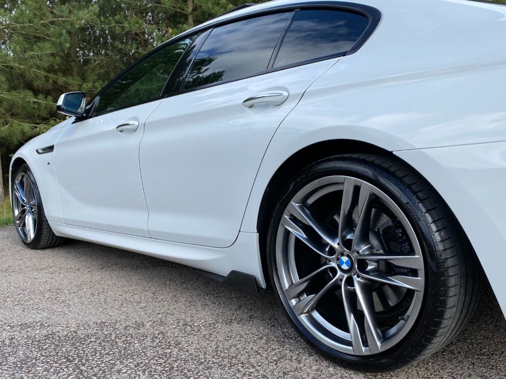BMW 6 SERIES