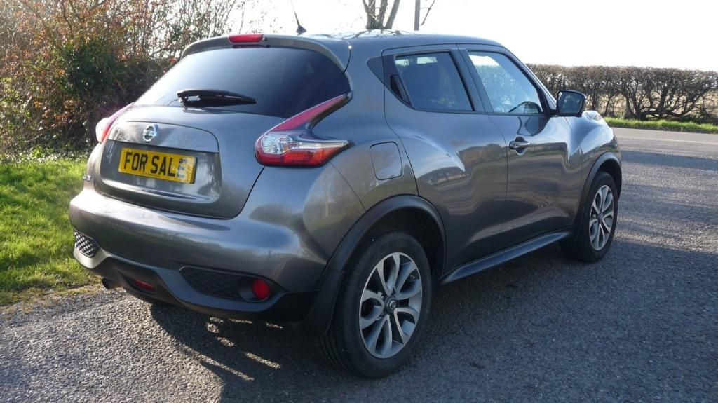 NISSAN JUKE