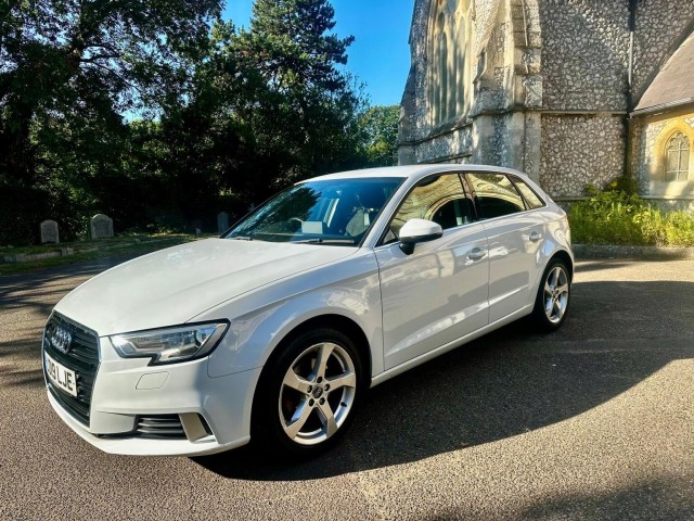 AUDI A3 1.5 TFSI CoD 35 Sport Sportback Euro 6 (s/s) 5dr (2019/19)