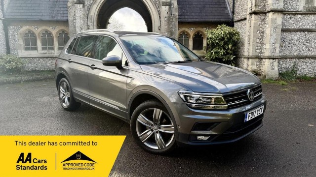 VOLKSWAGEN TIGUAN 2.0 TDI BlueMotion Tech SEL DSG 4Motion Euro 6 (s/s) 5dr (2017/17)