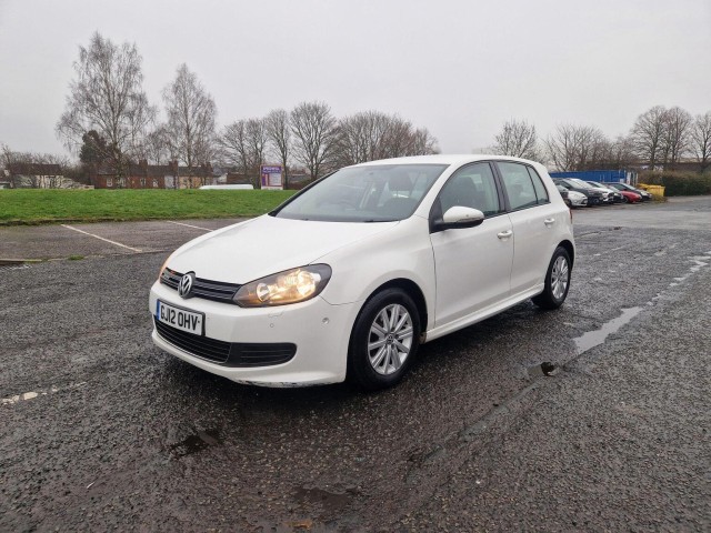 VOLKSWAGEN GOLF 1.6 TDI BlueMotion Euro 5 (s/s) 5dr (2012/12)