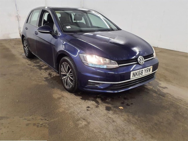 VOLKSWAGEN GOLF 2.0 TDI SE Nav Euro 6 (s/s) 5dr (2018/68)