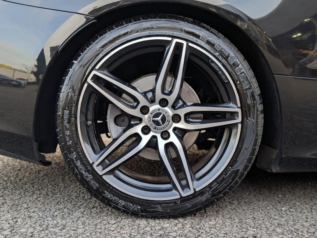 MERCEDES-BENZ E CLASS