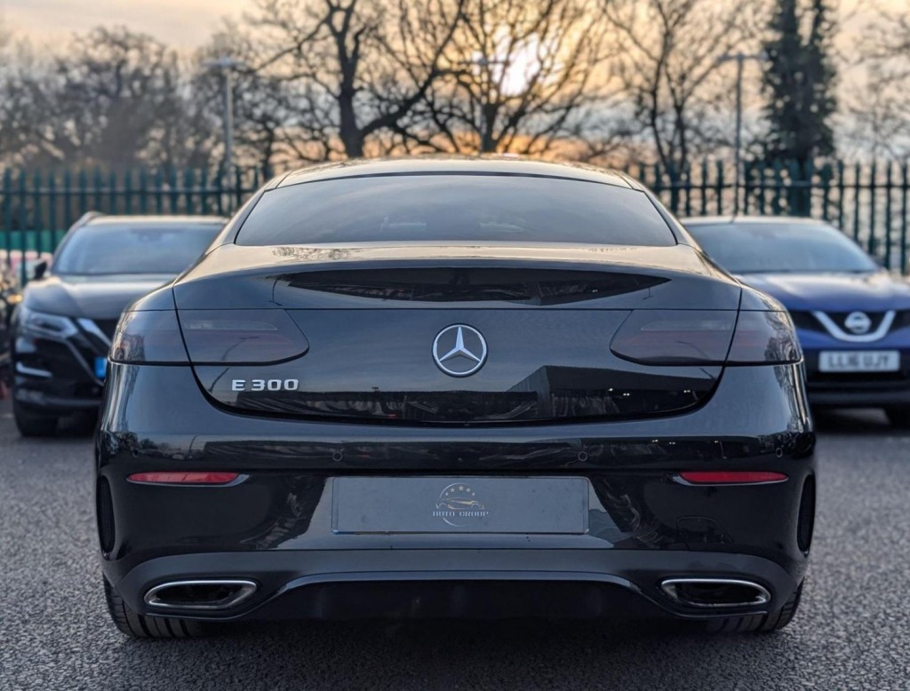 MERCEDES-BENZ E CLASS