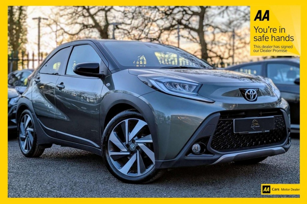 TOYOTA AYGO X