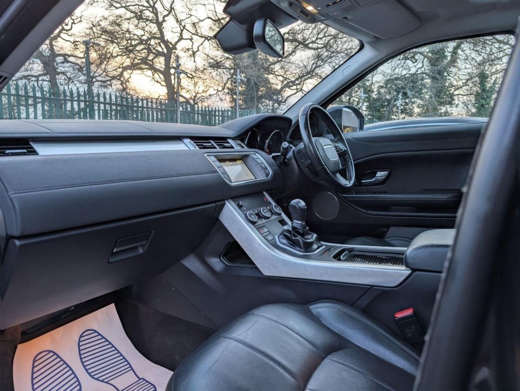 LAND ROVER RANGE ROVER EVOQUE