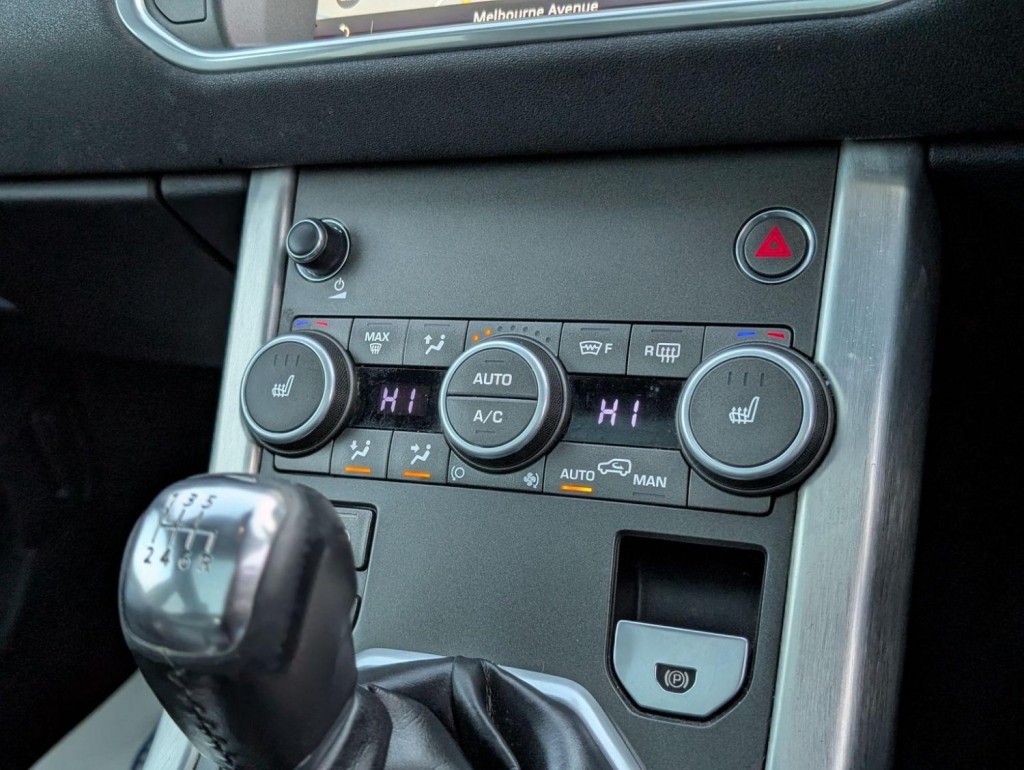 LAND ROVER RANGE ROVER EVOQUE