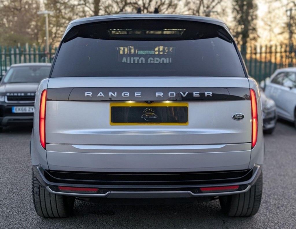 LAND ROVER RANGE ROVER