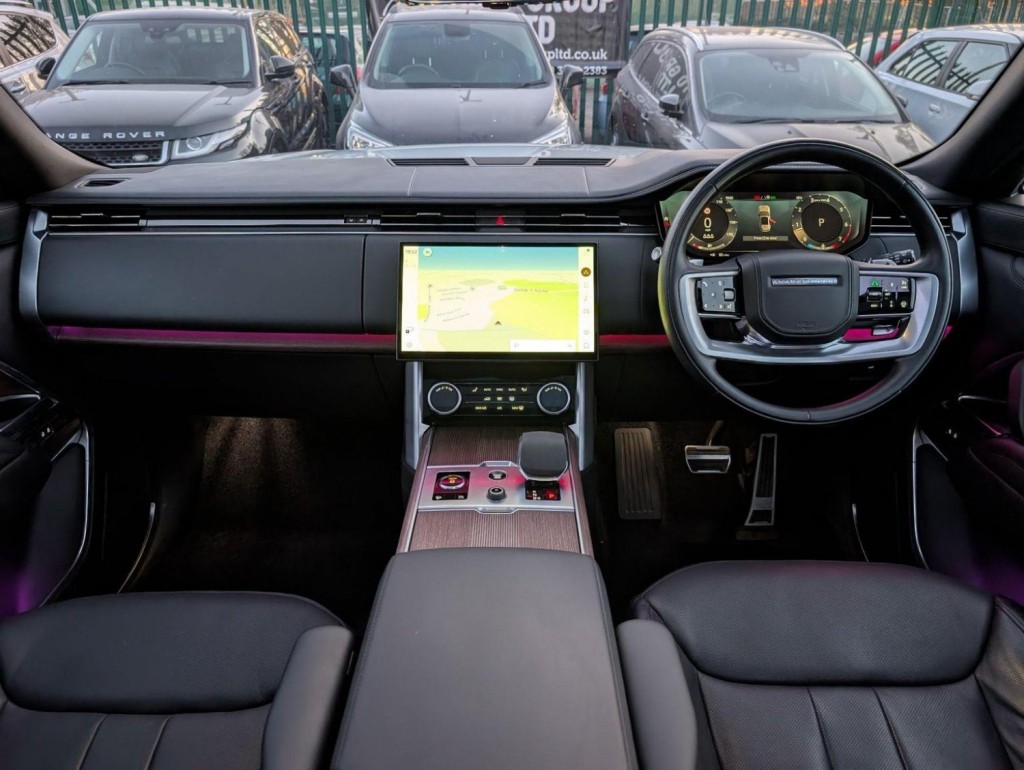 LAND ROVER RANGE ROVER