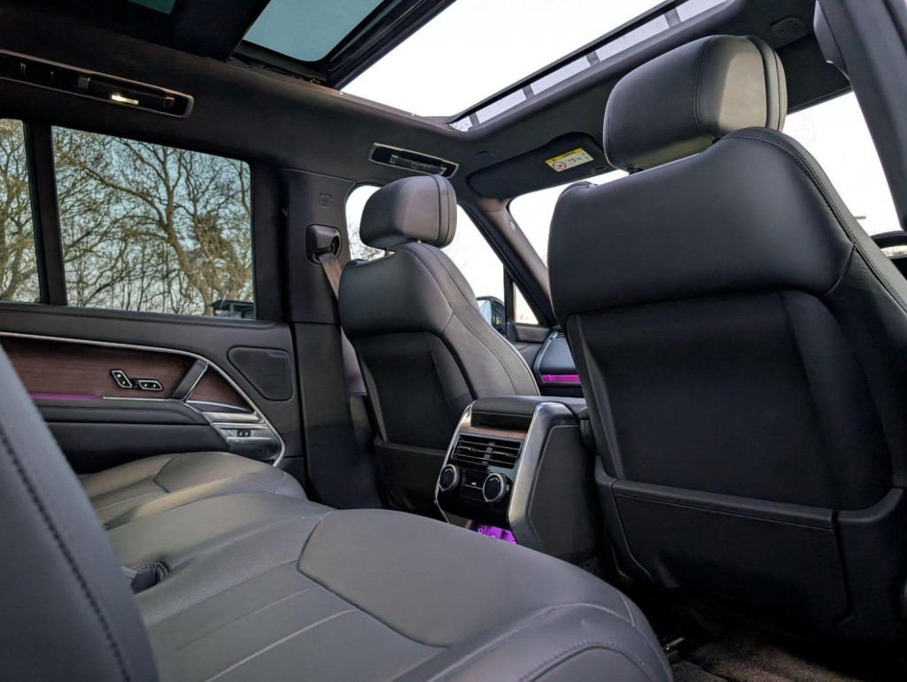 LAND ROVER RANGE ROVER