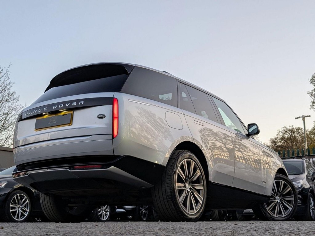 LAND ROVER RANGE ROVER
