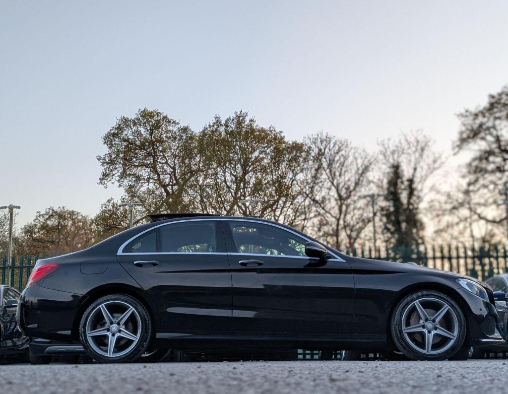 MERCEDES-BENZ C CLASS