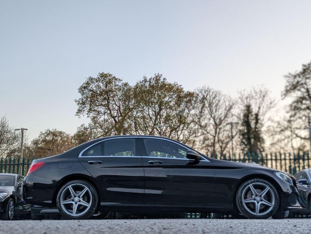 MERCEDES-BENZ C CLASS