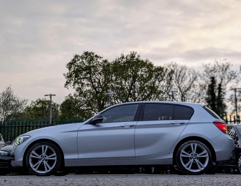 BMW 1 SERIES