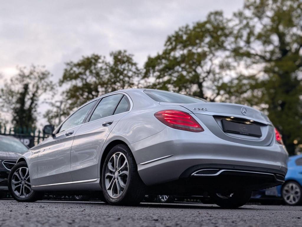 MERCEDES-BENZ C CLASS