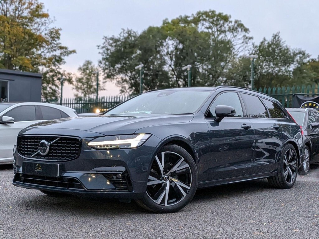 VOLVO V90