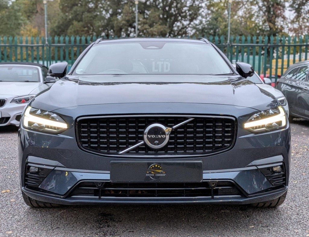 VOLVO V90