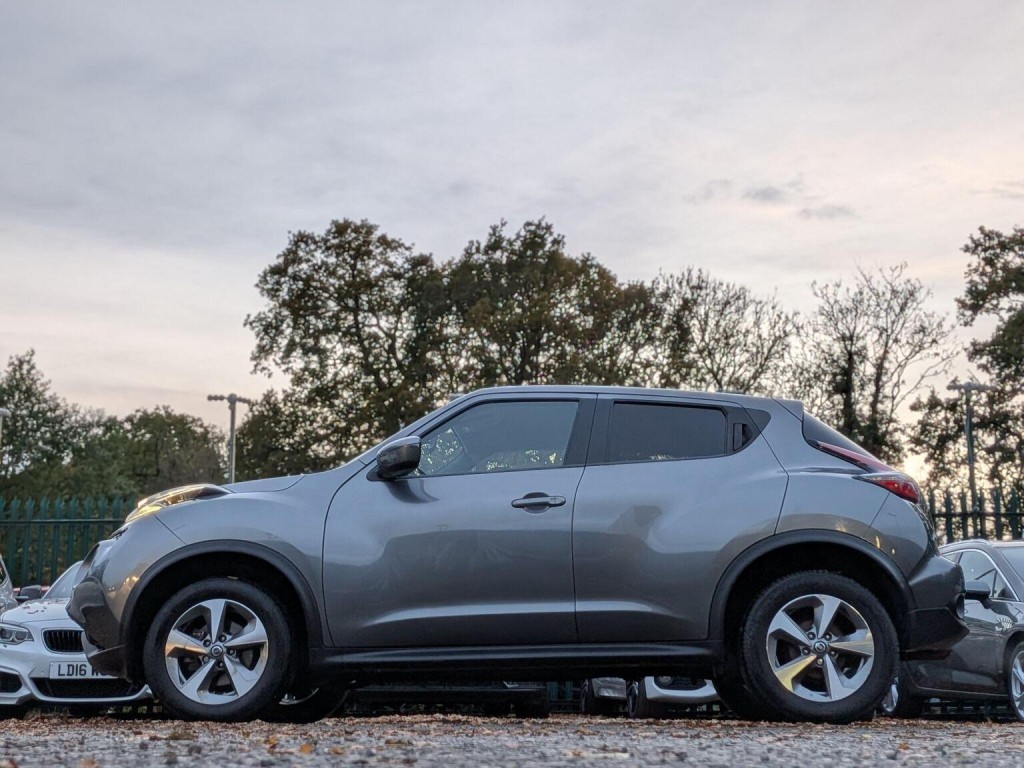 NISSAN JUKE