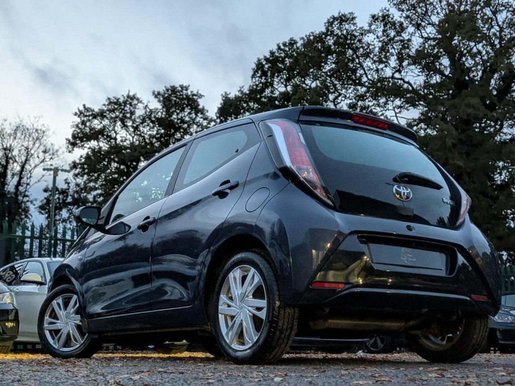 TOYOTA AYGO