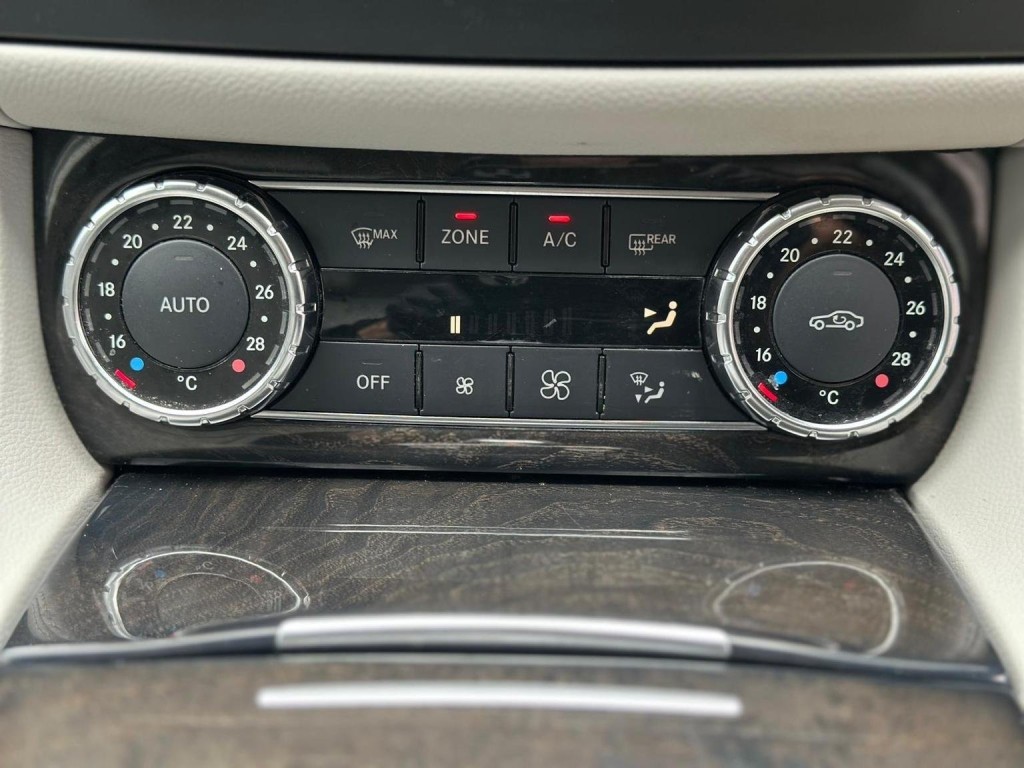 MERCEDES-BENZ CLS 3.0 CLS350 CDI V6 BlueEfficiency Sport Coupe G-Tronic+ Euro 5 4dr 2011