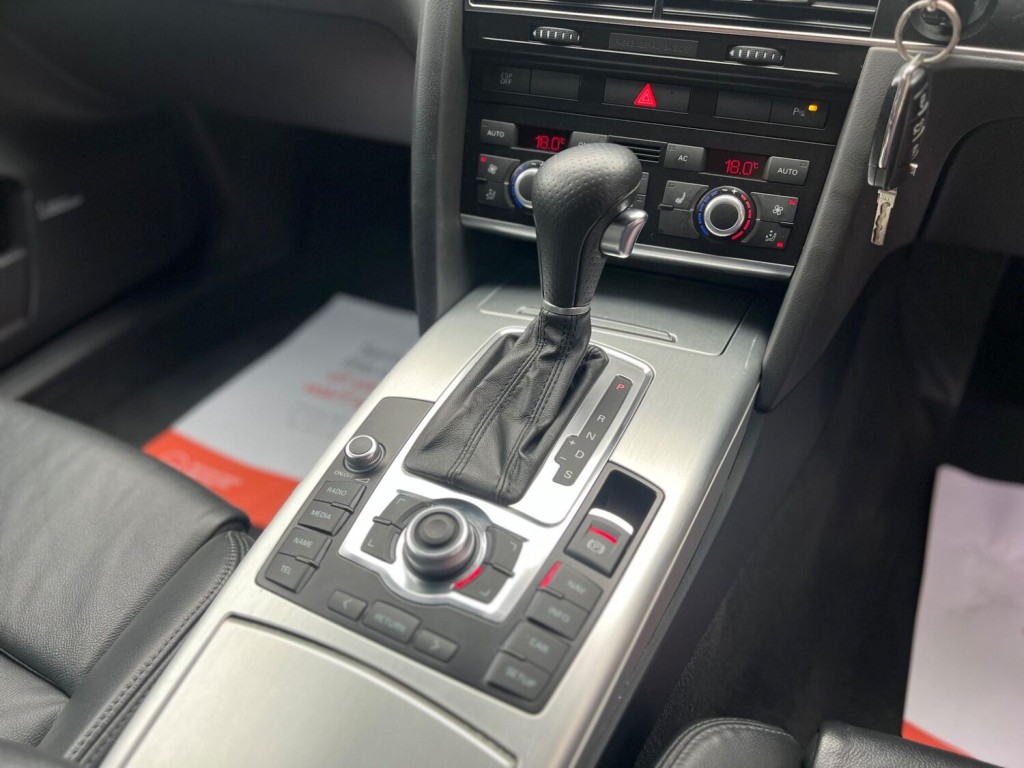 AUDI A6 2.0 TDI S line Special Edition Multitronic Euro 5 5dr 2011