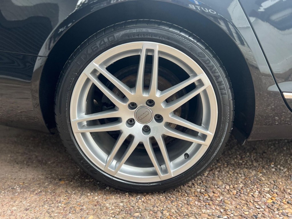 AUDI A6 2.0 TDI S line Special Edition Multitronic Euro 5 5dr 2011