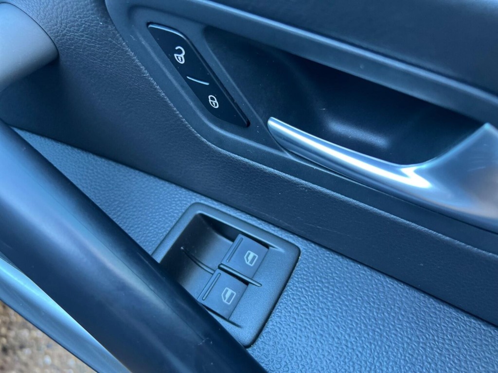 VOLKSWAGEN SCIROCCO 2.0 TDI BlueMotion Tech DSG Euro 5 (s/s) 3dr (Nav) 2014