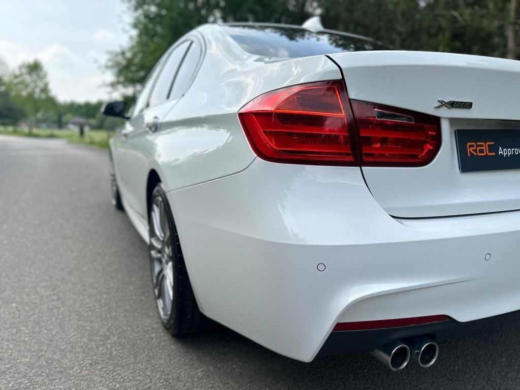 BMW 3 SERIES 3.0 335d M Sport Auto xDrive Euro 6 (s/s) 4dr 2015