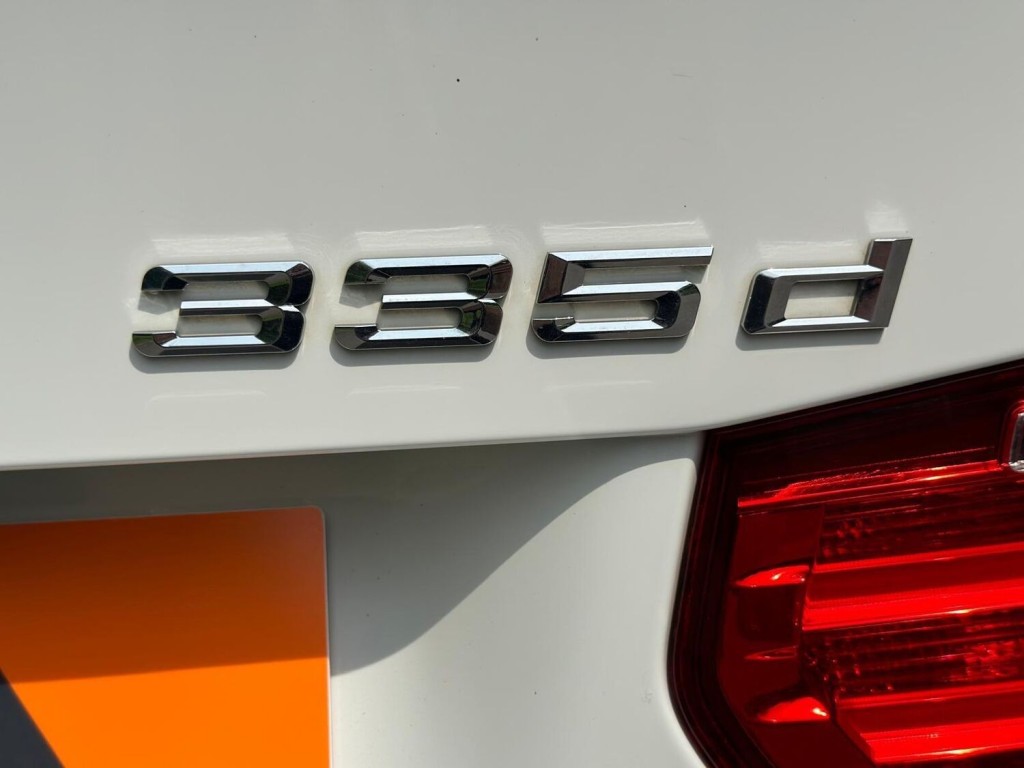 BMW 3 SERIES 3.0 335d M Sport Auto xDrive Euro 6 (s/s) 4dr 2015