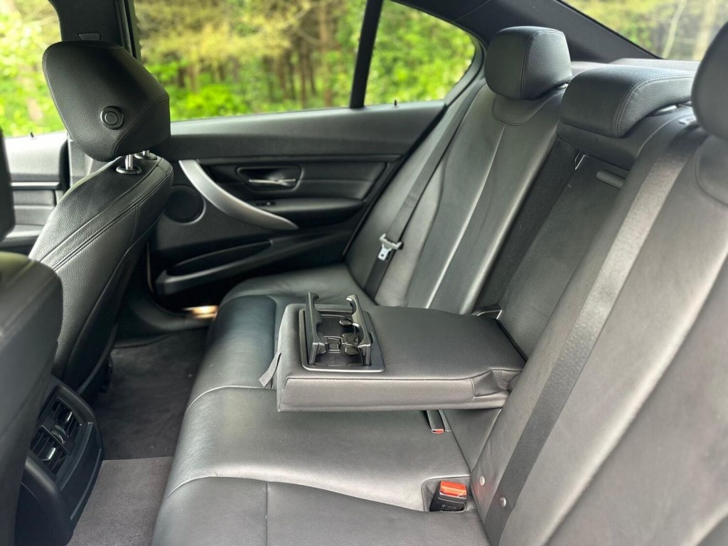 BMW 3 SERIES 3.0 335d M Sport Auto xDrive Euro 6 (s/s) 4dr 2015