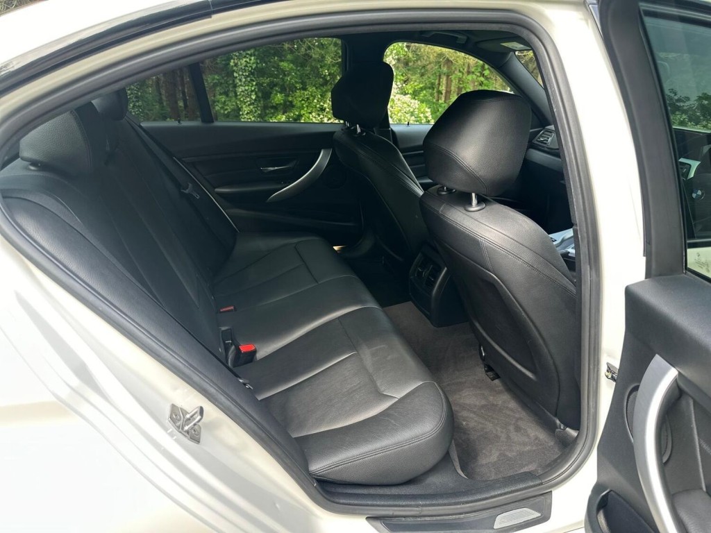 BMW 3 SERIES 3.0 335d M Sport Auto xDrive Euro 6 (s/s) 4dr 2015