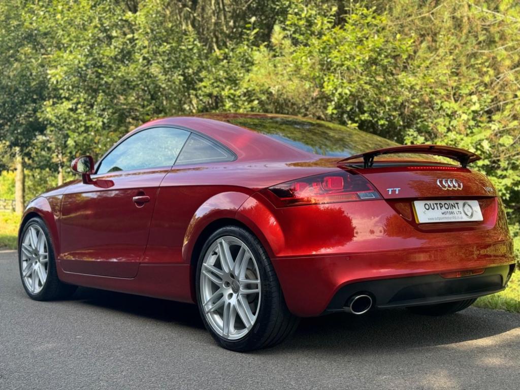 AUDI TT 2.0 TFSI Sport Euro 5 (s/s) 3dr 2011