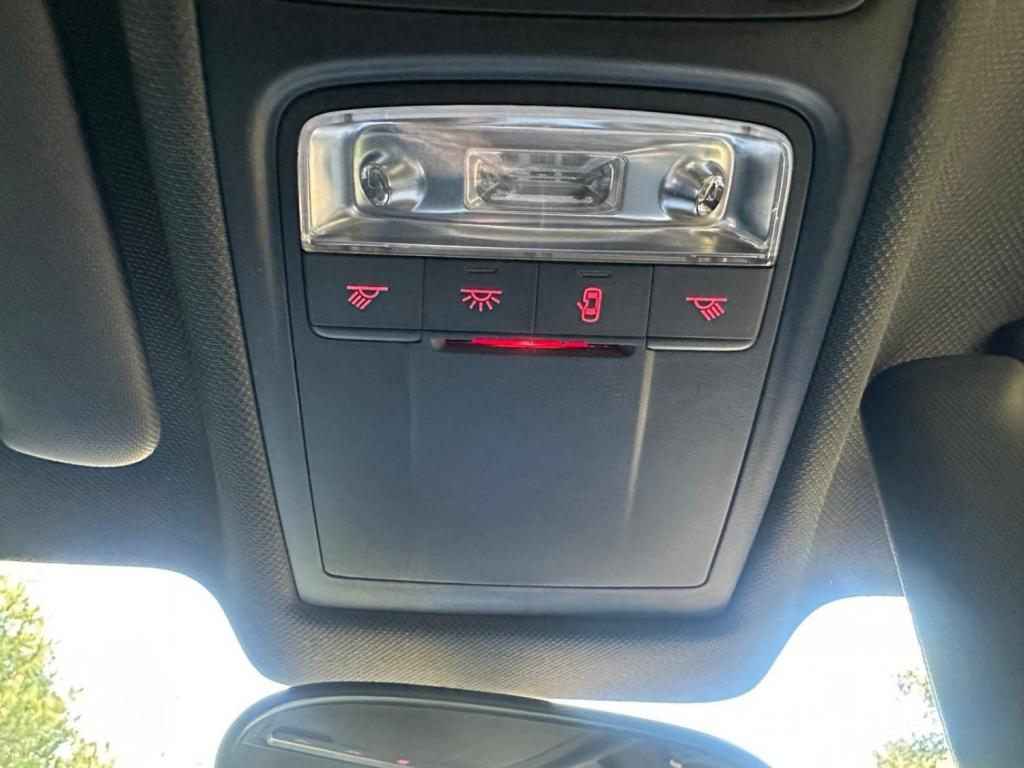 AUDI A1 1.4 TFSI S line Sportback Euro 5 (s/s) 5dr 2012