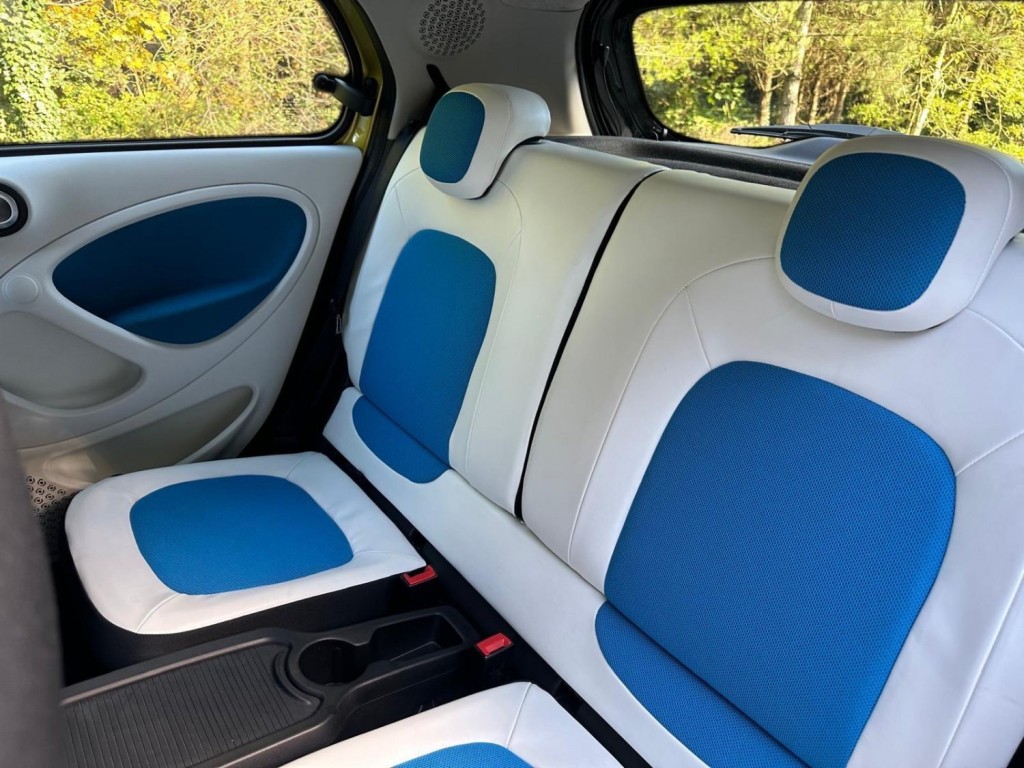 SMART FORFOUR 0.9T Proxy (Premium) Euro 6 (s/s) 5dr 2016