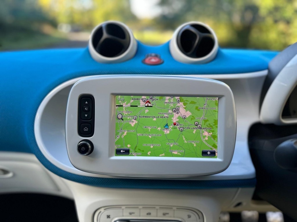 SMART FORFOUR 0.9T Proxy (Premium) Euro 6 (s/s) 5dr 2016