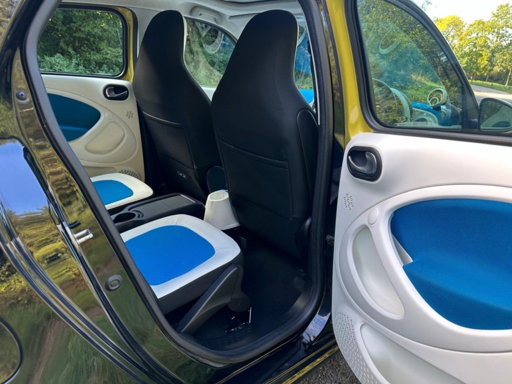 SMART FORFOUR 0.9T Proxy (Premium) Euro 6 (s/s) 5dr 2016