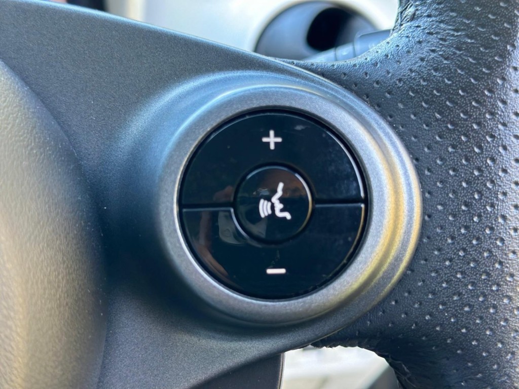 SMART FORFOUR 0.9T Proxy (Premium) Euro 6 (s/s) 5dr 2016