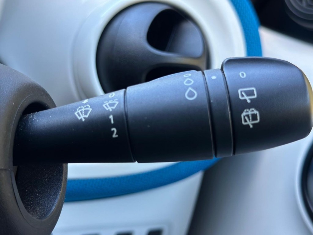 SMART FORFOUR 0.9T Proxy (Premium) Euro 6 (s/s) 5dr 2016