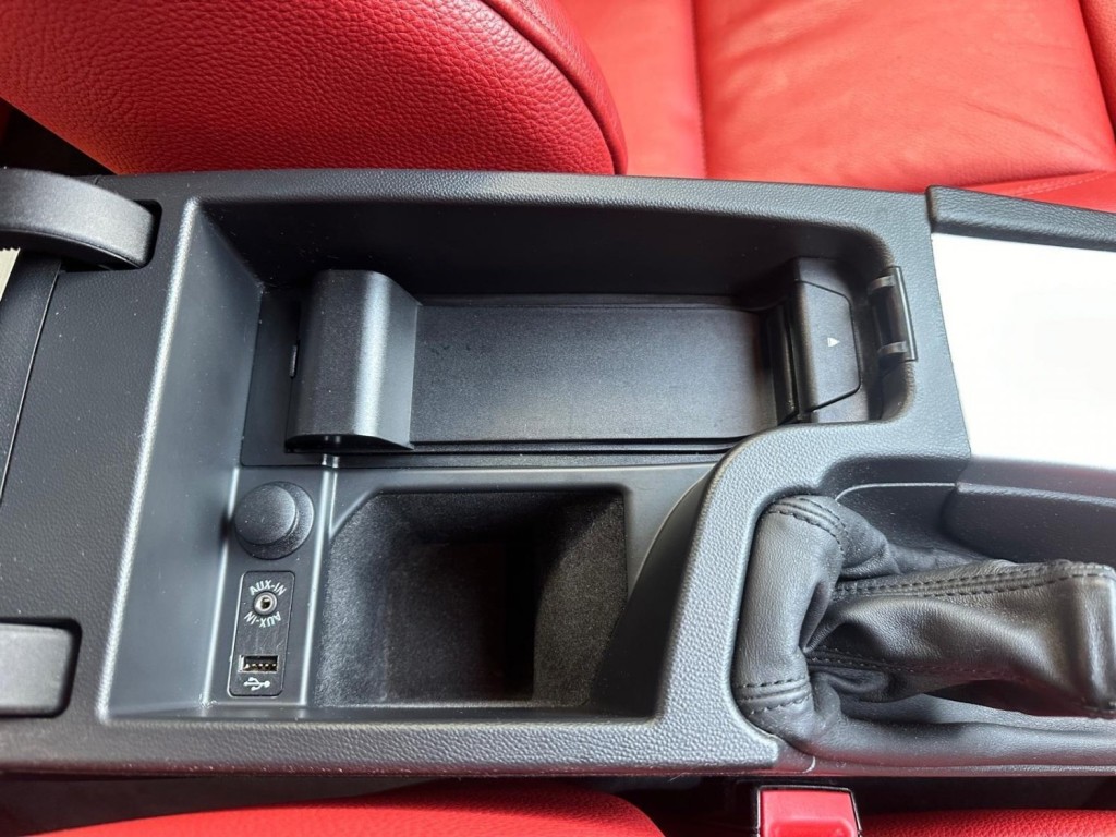 BMW 3 SERIES 3.0 325d M Sport Steptronic Euro 5 2dr 2012