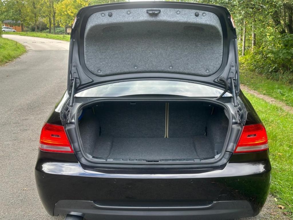 BMW 3 SERIES 2.0 320d M Sport Euro 5 2dr 2009