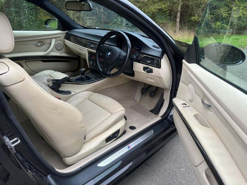 BMW 3 SERIES 2.0 320d M Sport Euro 5 2dr 2009