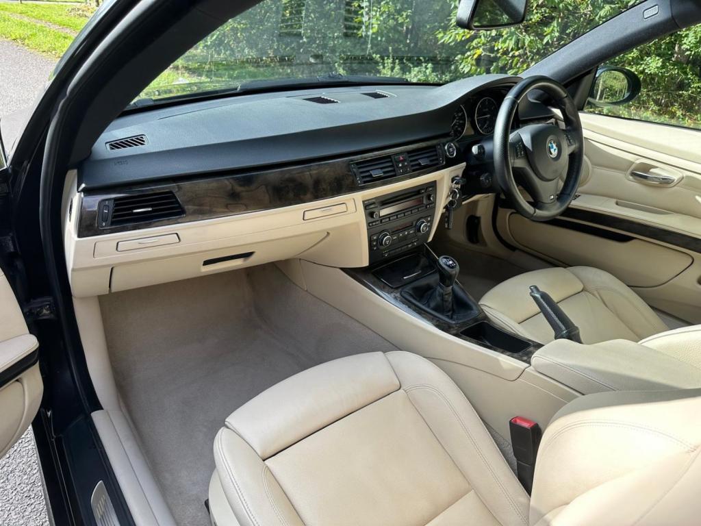 BMW 3 SERIES 2.0 320d M Sport Euro 5 2dr 2009