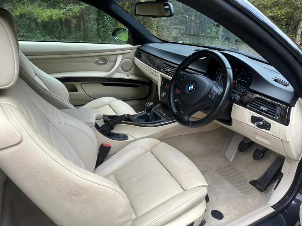 BMW 3 SERIES 2.0 320d M Sport Euro 5 2dr 2009